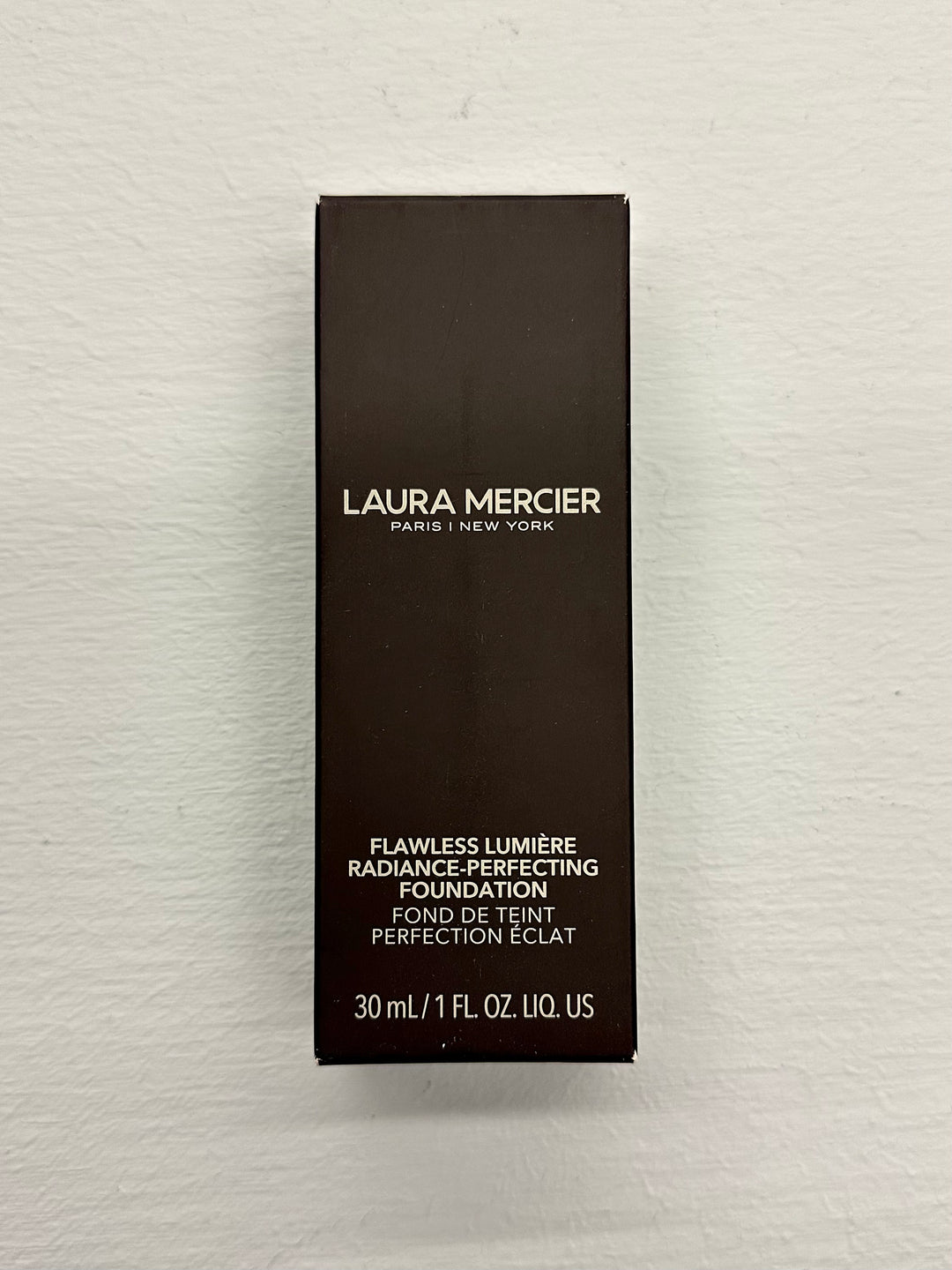 Laura Mercier Flawless Lumiere Radiance-Perfecting Foundation - Bulk: Multiple Shades