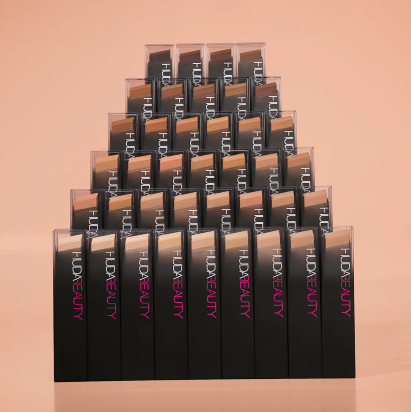 HUDA BEAUTY #FauxFilter Skin Finish Buildable Coverage Foundation Stick